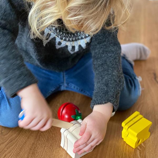 spielend lernen mit Holzspielzeug Picknick Set von Selecta®