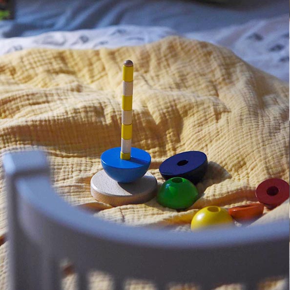 Selecta Story oh wunderbar Kinder lernen im Spiel Stapelturm